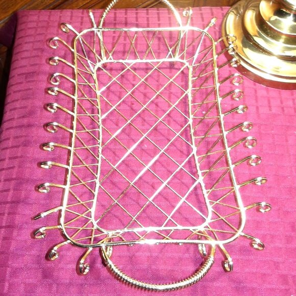 ~~~ Porcelain serving PLATE on BRASS STAND ~~~ * JAY & SONS * - Picture 2 of 2